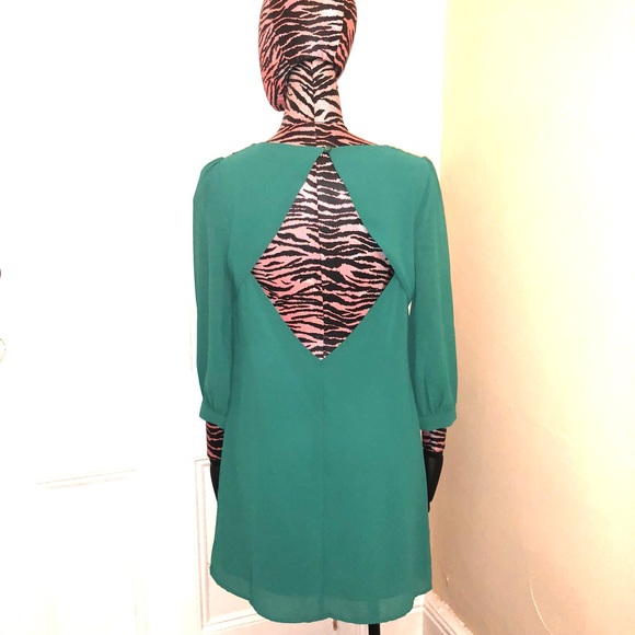 Spring dress - Picture 4 of 4